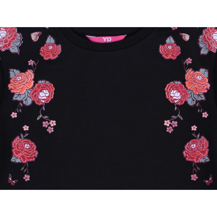 Zwarte blouse met rozen