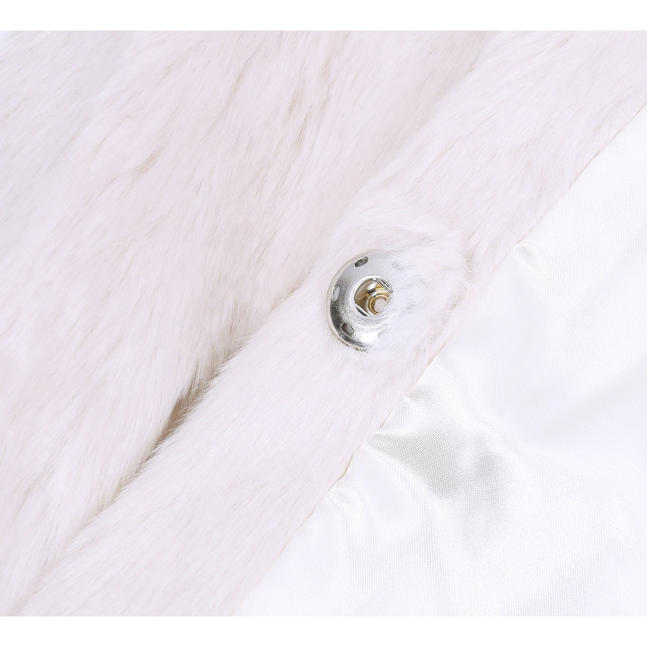 Warme, crèmekleurige bontjas